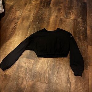 Alo Yoga Black Cropped Sweatshirt
